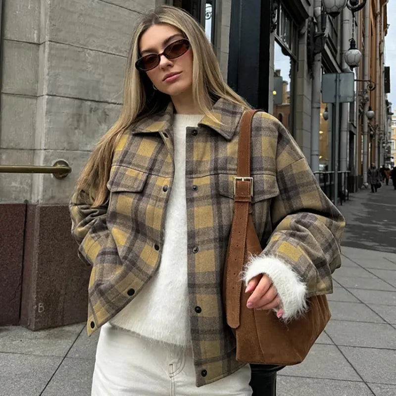 Veste Carreaux Femme Isla – Authentique & Tendance