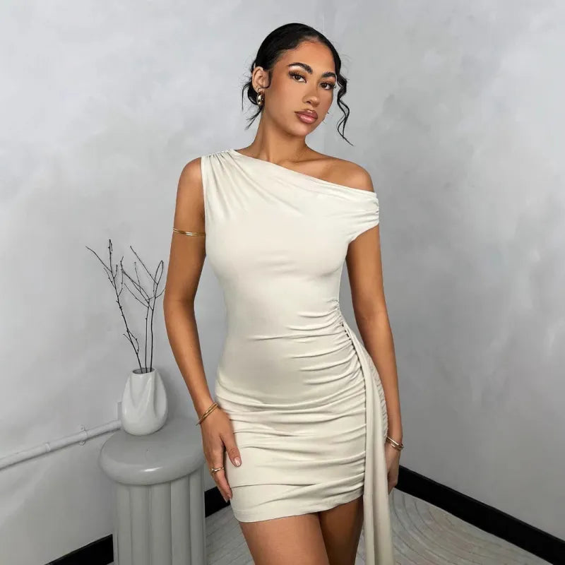 Robe Asymétrique Froncée
