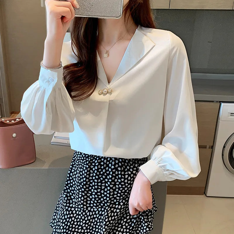 Chemisier Chiffon Chic à Col V