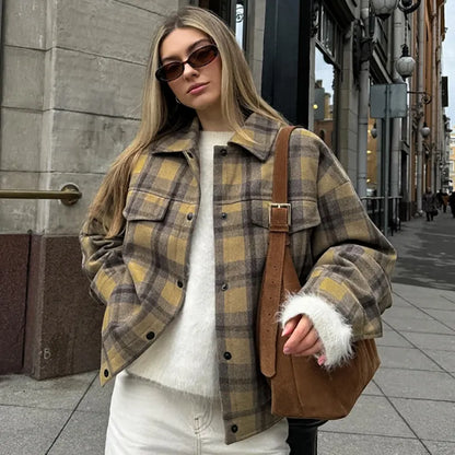Veste Carreaux Femme Isla – Authentique & Tendance