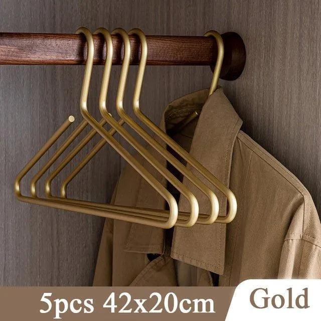 Bellora Set of 5 Solid Matte Metal Hangers in Gold and Silver for Seamless Wardrobe Organization