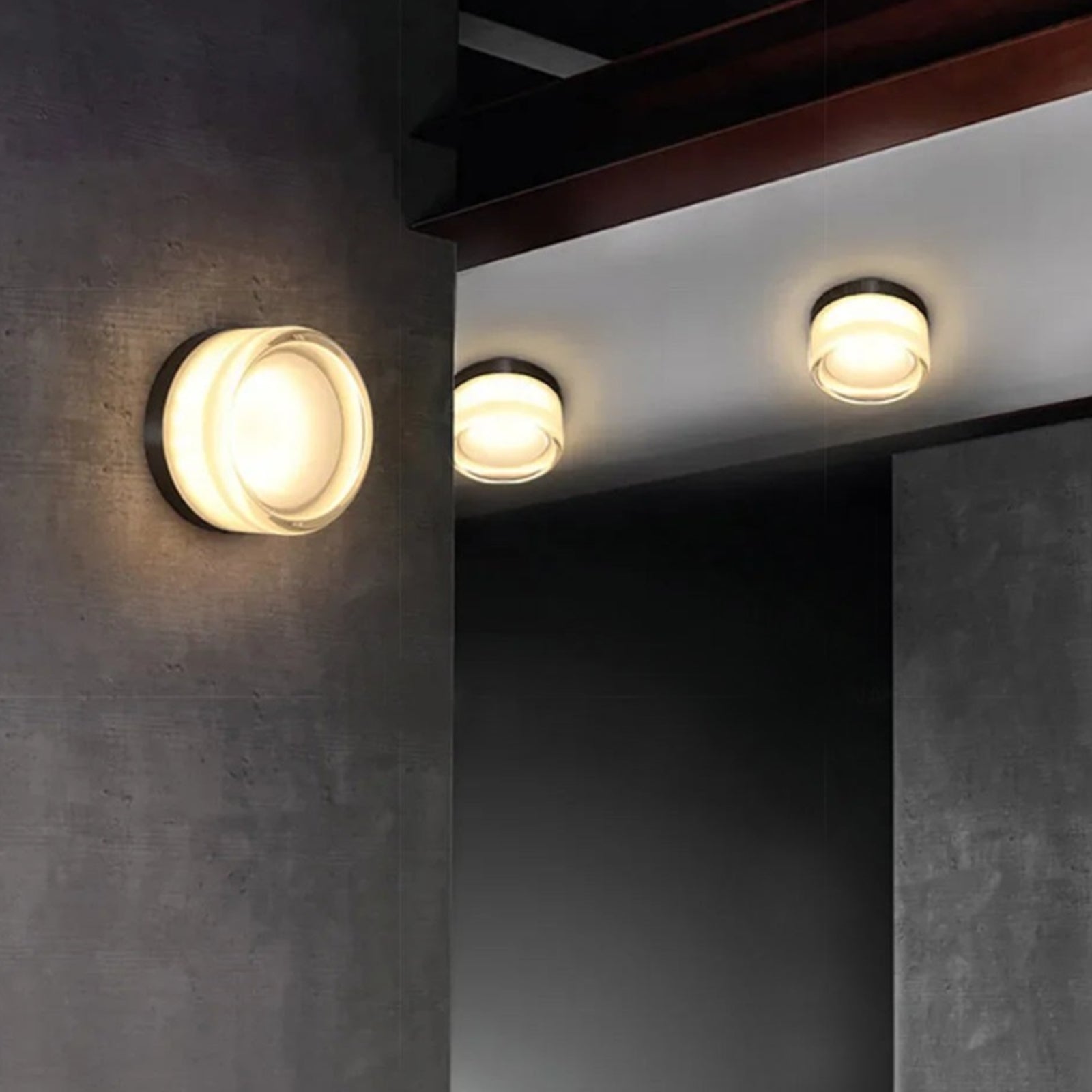 Averin | Glass Wall Sconce Lamp