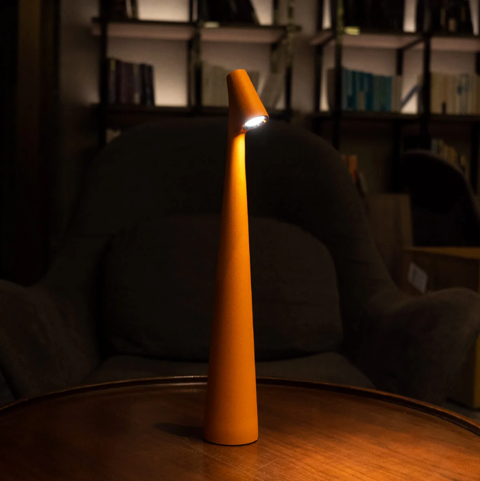 Nordic Minimalist Wireless LED Table Lamp for Reading and Dining