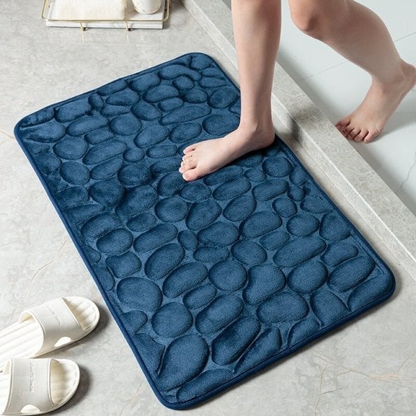 Embossed Cobblestone Bath Rug
