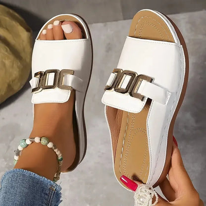Mules Lysa Élégantes à Boucle Dorée – Confort & Chic Assuré