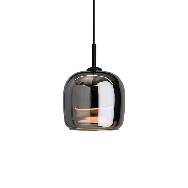 Svalen | Nordic Black Glass Pendant Light