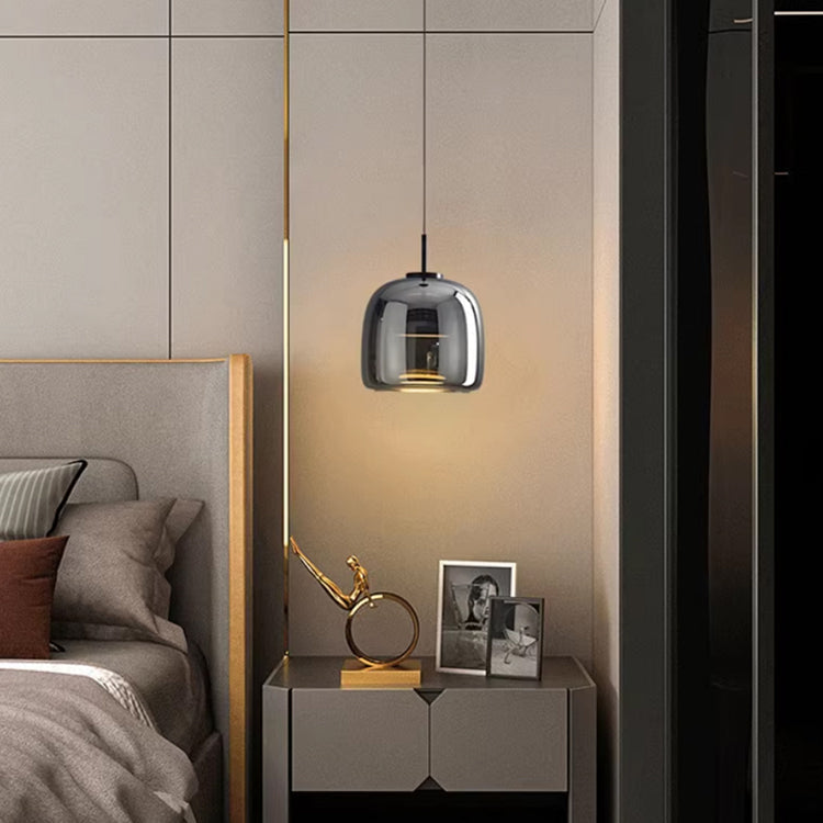 Svalen | Nordic Black Glass Pendant Light